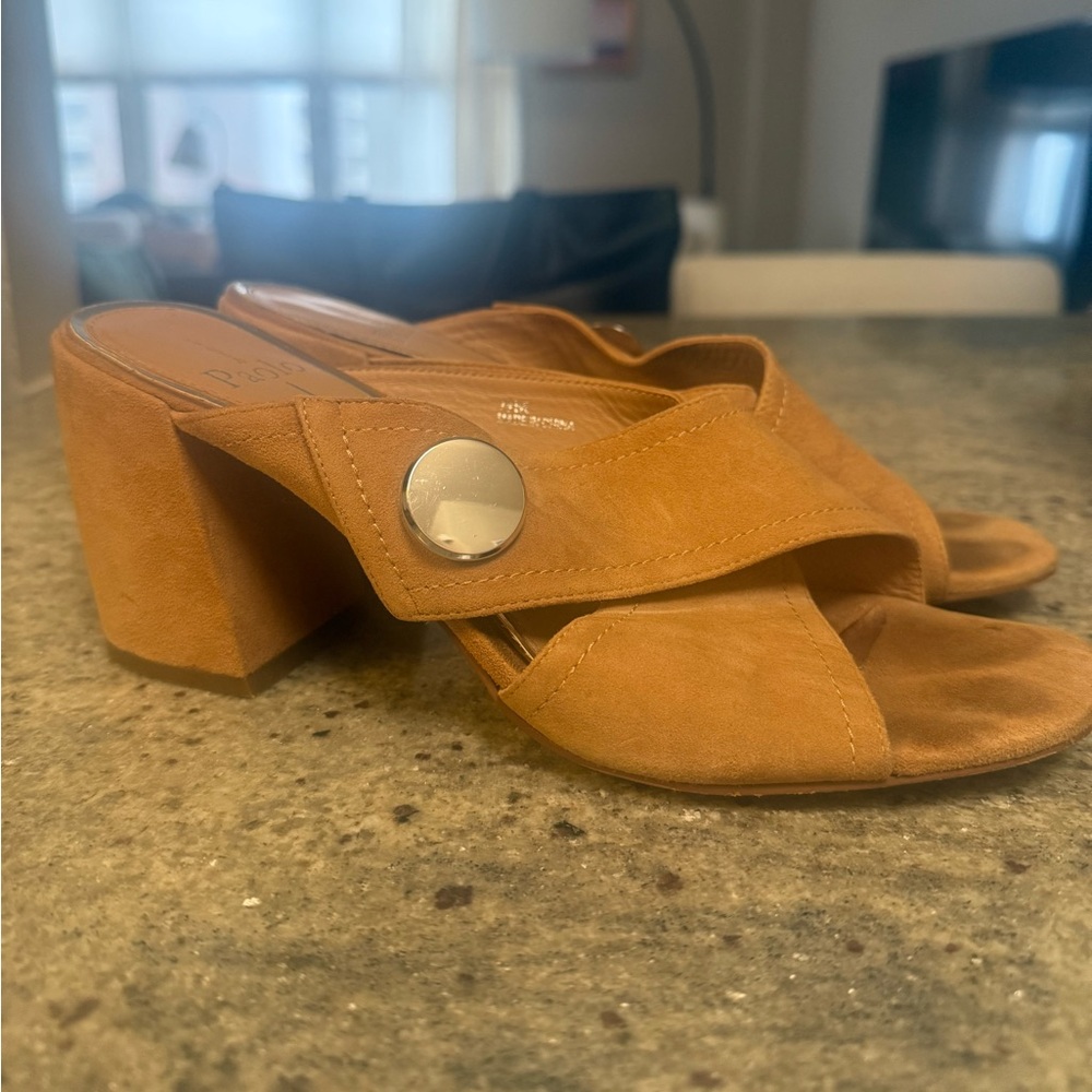 Linea Paolo Women's Suede Shoes